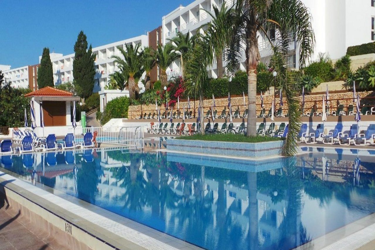 Mellieha Bay Hotel Exterior photo